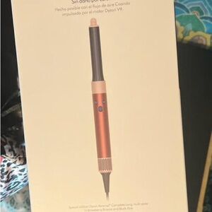 Dyson Airwrap Dyson air up pink color way